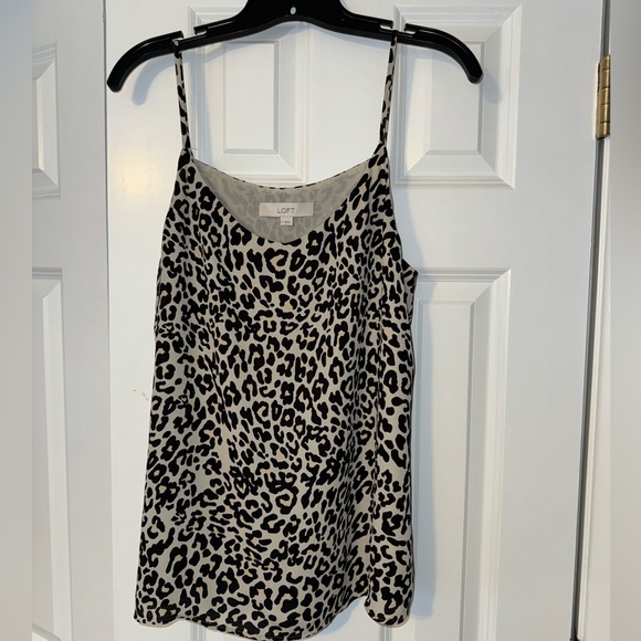 Ann Taylor LOFT Cami Top. Size Medium. - Picture 1 of 1